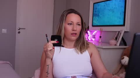 SusanJewel online show from April 23, 6:47 am