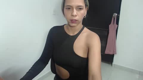 Snapshot of susanleroy chatting on February 2, 9:40 am susanleroy online show from February 2, 9:40 am