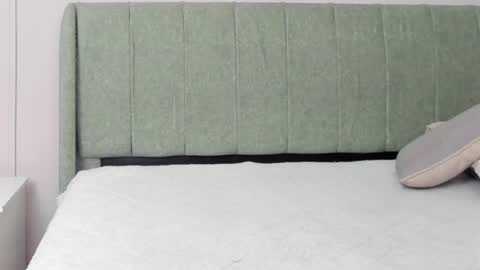 Amelia  online show from November 12, 12:05 pm