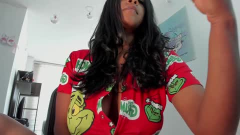 Andrea - Migue online show from December 18, 4:17 pm