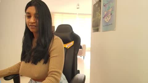 Andrea - Migue online show from February 16, 3:59 pm