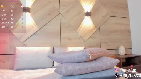 sussan online show from April 7, 8:42 pm