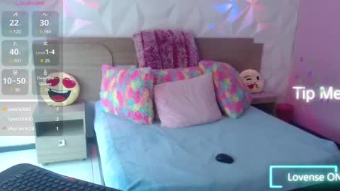 Snapshot of sussan_love01 chatting on February 11, 5:07 pm Susan online show from February 11, 5:07 pm