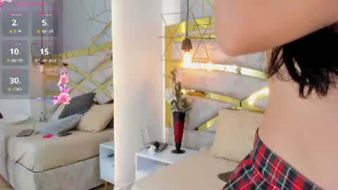 sussan_rave_ online show from January 16, 11:58 am