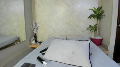 Snapshot of sussanmilf_ chatting on January 24, 5:11 pm sussanmilf  online show from January 24, 5:11 pm