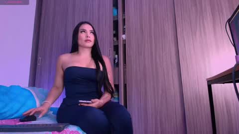 Andrea online show from April 21, 10:23 pm