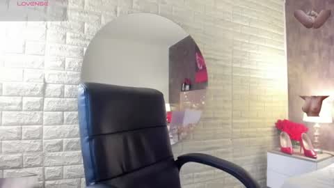 Snapshot of sussy__stone chatting on July 24, 11:52 am online show from July 24, 11:52 am