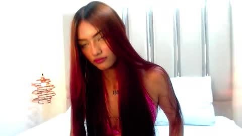 Snapshot of sussy_ashford chatting on December 13, 9:42 pm Sussy online show from December 13, 9:42 pm