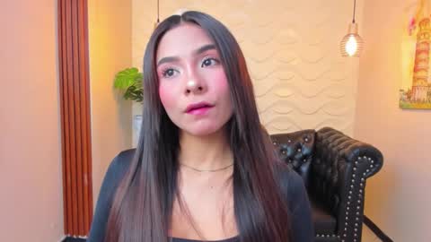 Snapshot of sussy_sweet4u chatting on September 28, 8:09 am sussy_sweet4u online show from September 28, 8:09 am