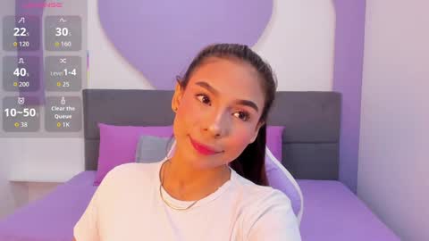 Snapshot of sussy_sweet4u chatting on October 2, 10:22 am sussy_sweet4u online show from October 2, 10:22 am