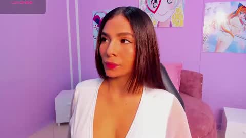 Snapshot of sussy_sweet4u chatting on July 17, 9:49 am sussy_sweet4u online show from July 17, 9:49 am