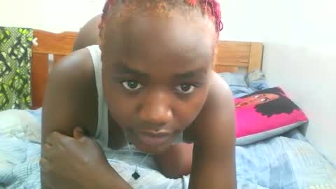 Snapshot of susy_girly chatting on May 20, 7:25 am Sussy online show from May 20, 7:25 am
