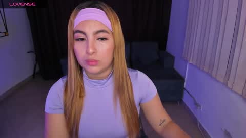 Snapshot of susyamis chatting on November 1, 3:30 am Susy online show from November 1, 3:30 am