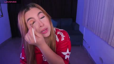 Snapshot of susyamis chatting on November 18, 3:12 am Susy online show from November 18, 3:12 am