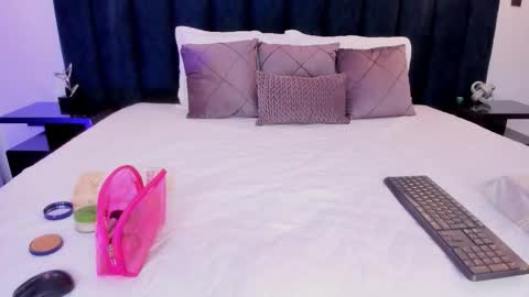 susyy online show from March 4, 3:34 am