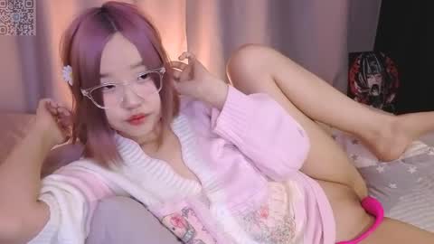 Snapshot of suuuaaa chatting on April 13, 1:05 pm Sua online show from April 13, 1:05 pm