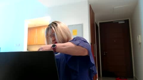 My name is Sissy or more fully Suzanna Aprilia Maria Mariquita Catarina Chinita Banci. Soy una puta - que chimba ladybug online show from June 26, 6:07 am