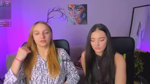 Snapshot of suzi_love chatting on October 13, 12:38 pm suzi_love online show from October 13, 12:38 pm