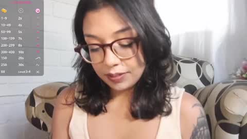 Snapshot of suziekill chatting on November 1, 5:15 pm Suzie online show from November 1, 5:15 pm