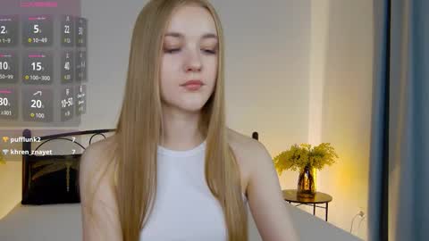 Suzi online show from October 9, 1:31 pm