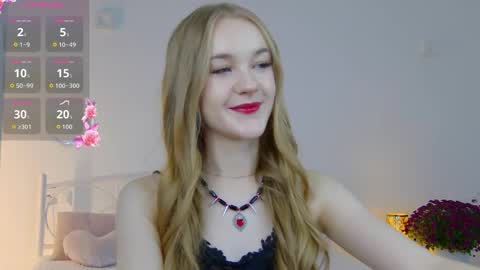 Suzi online show from October 30, 2:29 pm