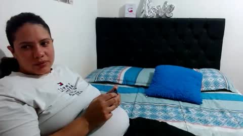 suzy_paz online show from March 29, 7:14 pm