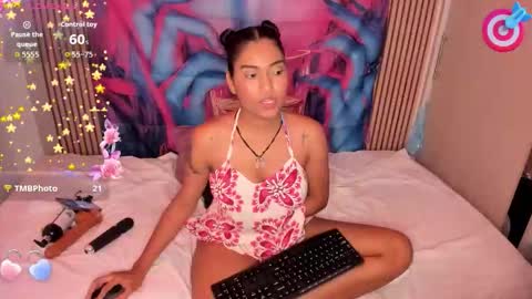 Snapshot of suzzann_rugg chatting on October 16, 1:50 am suzzann_rugg online show from October 16, 1:50 am