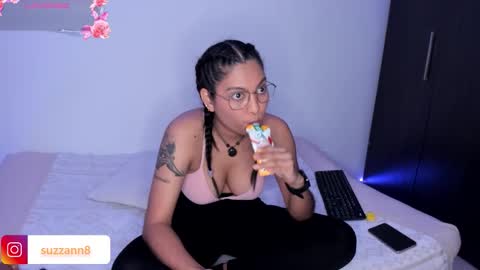 suzzann_rugg online show from February 25, 11:36 pm