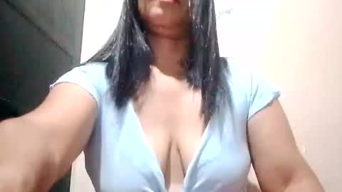 suzzie_hot online show from September 19, 7:58 pm