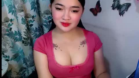 Jasmine online show from December 3, 11:19 am