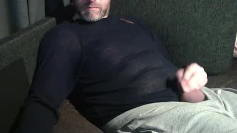 ArnSwart online show from December 8, 8:36 pm