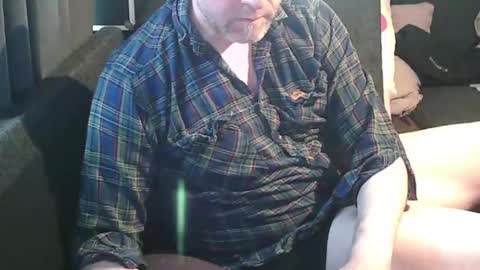 ArnSwart online show from April 20, 2:42 pm