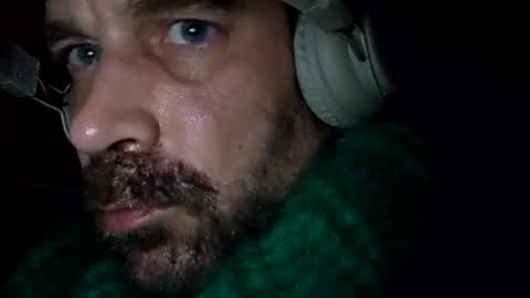 Snapshot of sweaterboy666 chatting on December 4, 3:26 am sweaterboy666 online show from December 4, 3:26 am