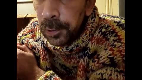 Snapshot of sweaterboy666 chatting on March 12, 4:19 am sweaterboy666 online show from March 12, 4:19 am