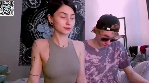 sweaties3 online show from October 27, 9:46 am