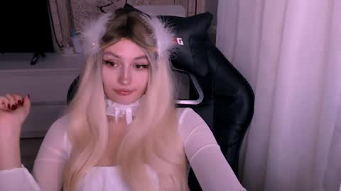 Kate online show from November 10, 2:10 am