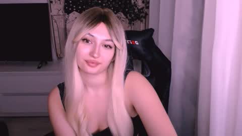 Kate online show from December 3, 1:20 pm