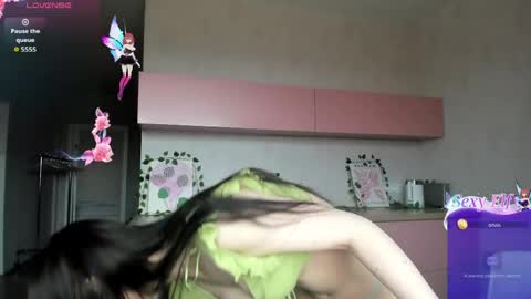 Snapshot of sweeety_peach chatting on May 23, 3:34 am sweeety_peach online show from May 23, 3:34 am