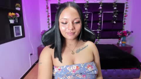 Snapshot of sweelanna chatting on December 6, 2:13 am sweet ana online show from December 6, 2:13 am
