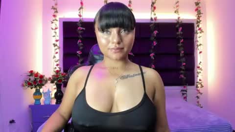 Snapshot of sweelanna chatting on July 16, 1:11 am sweet ana online show from July 16, 1:11 am