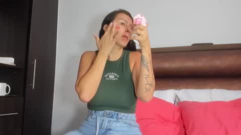 sweet1004 online show from October 23, 12:15 pm