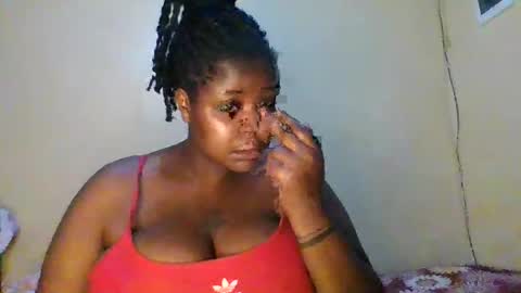 Snapshot of sweet52537 chatting on March 3, 12:04 am sweet52537 online show from March 3, 12:04 am