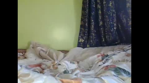 Snapshot of sweet52537 chatting on March 9, 3:05 pm sweet52537 online show from March 9, 3:05 pm