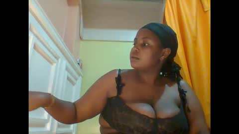 Snapshot of sweet52537 chatting on November 2, 7:16 pm sweet52537 online show from November 2, 7:16 pm