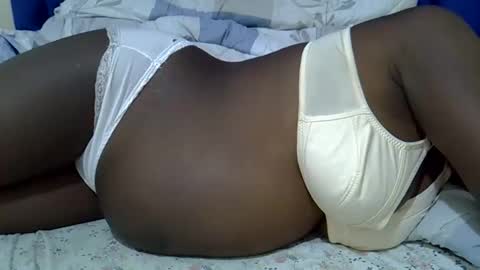 Cecee online show from March 28, 3:50 am