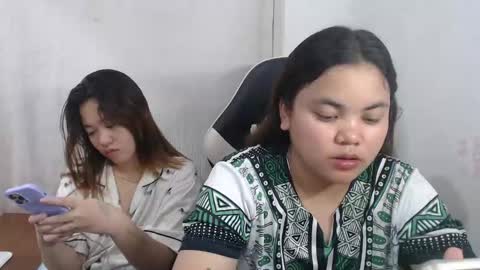 Snapshot of sweet_69ally chatting on March 24, 6:35 pm ally online show from March 24, 6:35 pm