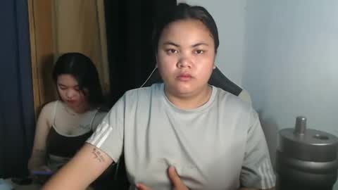 Snapshot of sweet_69ally chatting on April 21, 5:06 pm ally online show from April 21, 5:06 pm