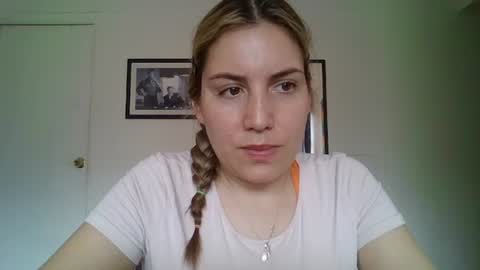 Snapshot of sweet__alana chatting on September 17, 6:42 pm Sweet  alana online show from September 17, 6:42 pm