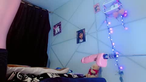 sweet__babyy_ online show from September 28, 9:58 am
