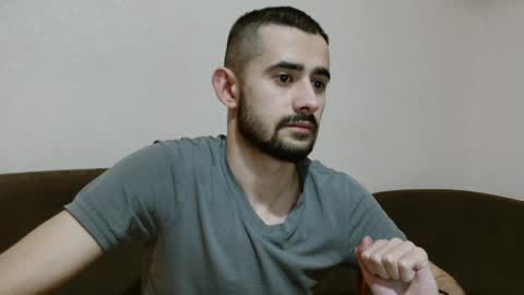 BredEmiliya online show from December 7, 5:09 pm